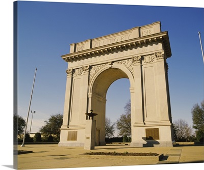 Low angle view of a triumphal arch, Newport News Victory Arch, Newport News, Virginia
