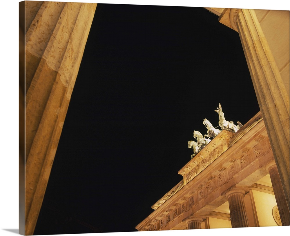 Low angle view of statues on a gate, Brandenburg Gate, Berlin, Germany