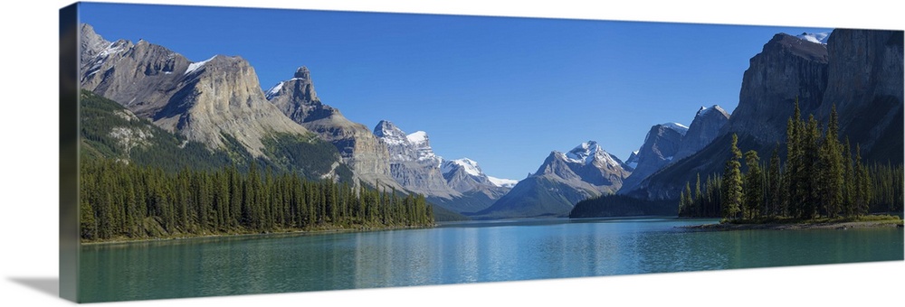 Maligne Lake with Canadian Rockies, Jasper National Park, Alberta, Canada
