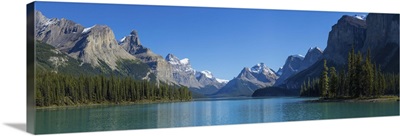 Maligne Lake with Canadian Rockies, Jasper National Park, Alberta, Canada