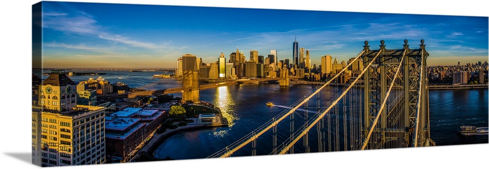 Manhattan Bridge at dawn, New York City, New York State, USA