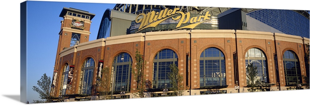 A large panoramic view of the front entrance to the Milwaukee Brewers stadium.