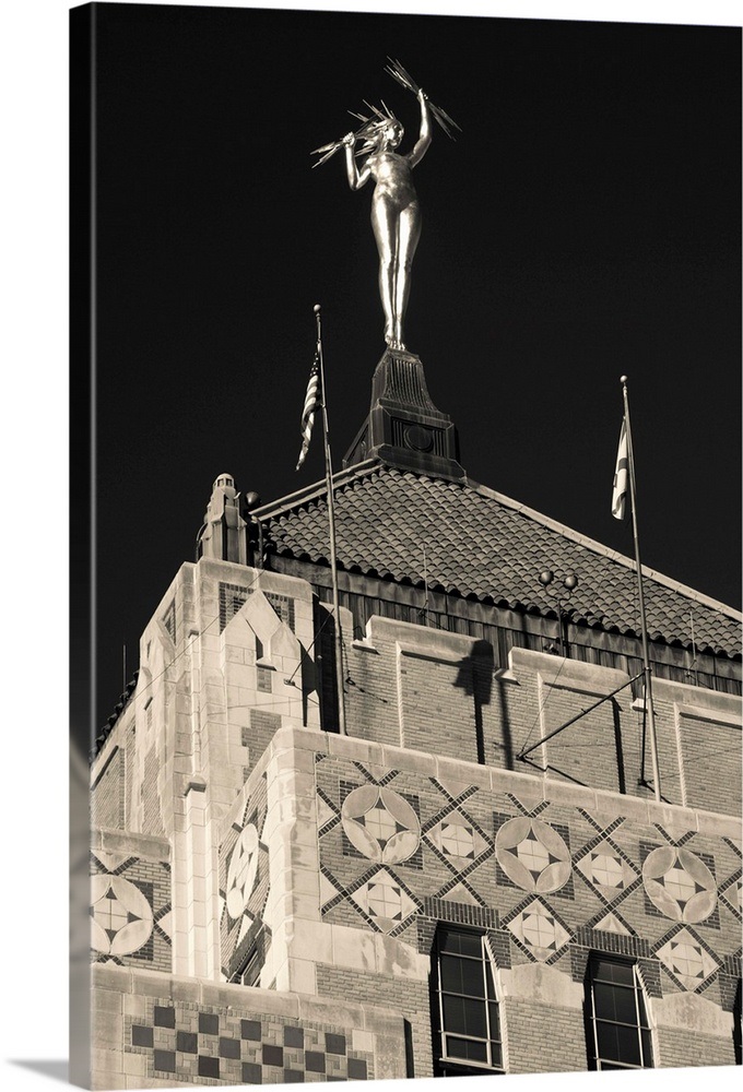 Miss Electra statue on the top Alabama Power Building, Birmingham