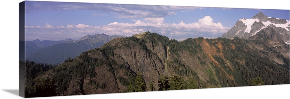 Mountain range viewed from Artist Ridge, Mt Shuksan, North Cascades National Park, Whatcom County, Washington State, USA