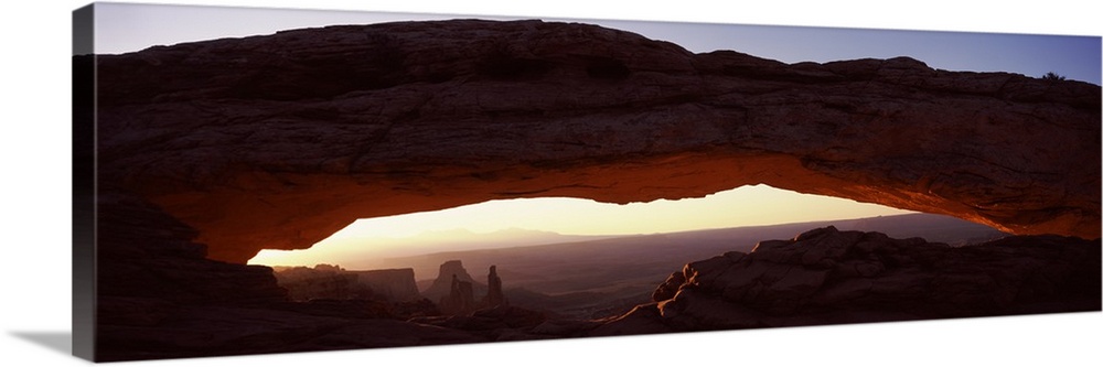 Natural arch at sunrise, Mesa Arch, Canyonlands National Park, Utah,