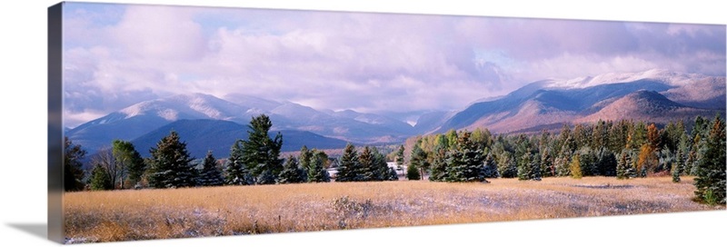 New York, Lake Placid, Adirondack State Park, Sawtooth Mountains, Trees ...