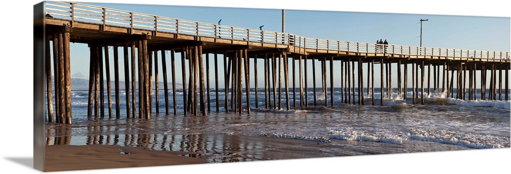 Pier in an ocean, Pismo Beach Pier, Pismo Beach, San Luis Obispo County, California