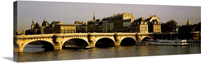 Pont Neuf Ile Ste Louis Paris France