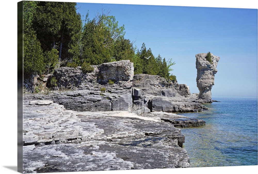 Rock formations, Bruce Peninsula, Georgian Bay, Ontario, Canada