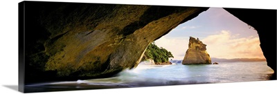 Rock formations in the Pacific Ocean, Cathedral Cove, New Zealand