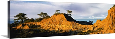 Rock formations on a landscape, Broken Hill, Torrey Pines State Natural Reserve