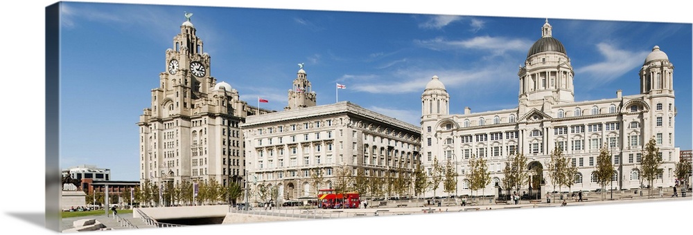 Royal Liver Building, Port Of Liverpool Building, Liverpool, Merseyside, England