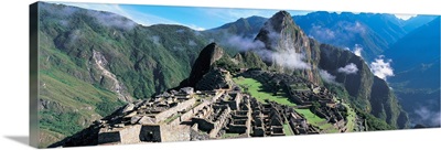 Ruins of ancient buildings, Inca Ruins, Machu Picchu, Peru