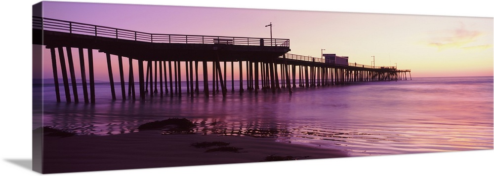 Silhouette of a pier at dusk, Pismo Pier, Pismo Beach, San Luis Obispo County, California