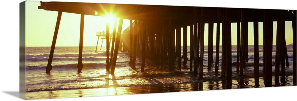 Silhouette of a pier at dusk, Pismo Pier, Pismo Beach, San Luis Obispo County, California, USA