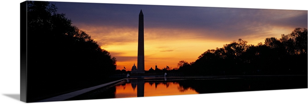 Silhouette of an obelisk at dusk, Washington Monument, Washington DC