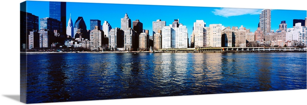 Skyscrapers at the waterfront, East River, Manhattan, New York City, New York State, USA