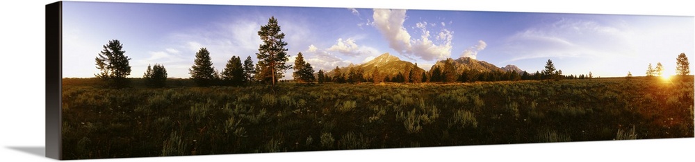 Sunrise over Teton Range, Grand Teton National Park, Wyoming, USA