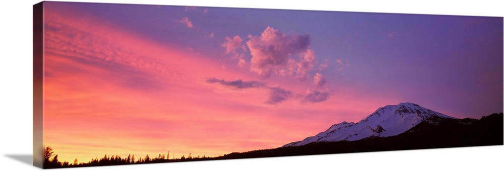 Sunset Mount Shasta CA