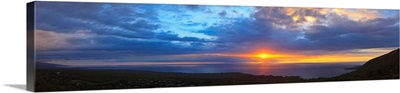 Sunset over the Pacific ocean, Kealakekua Bay, Kona Coast, Kona, Hawaii
