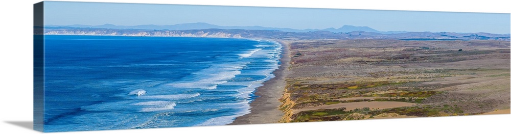 Surf on the beach, point reyes national seashore, point reyes peninsula, marin county, california, USA.