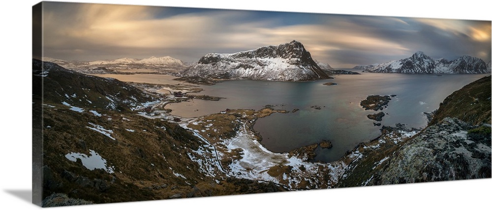 Surroundings of Offersoykamen at sunset, Lofoten, Nordland, Norway.