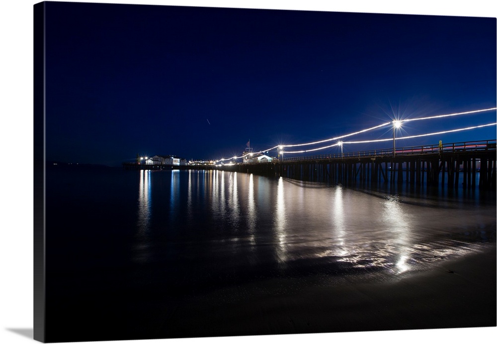 View of pier at Pacific coast, Cayucos Pier, Cayucos, California, USA