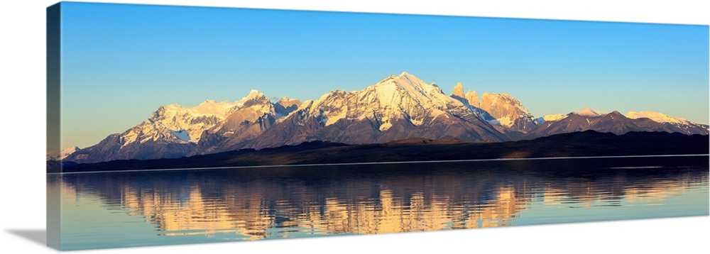 View of the Sarmiento Lake and Cordillera Paine at sunrise, Torres del Paine National Park, Patagonia, Chile.