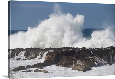 Waves breaking on the coast, Hawaii