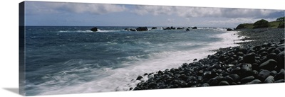 Waves breaking on the coast, Kaupo, Maui, Hawaii