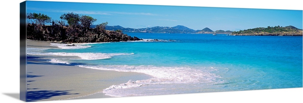 Waves Crashing On The Beach Turtle Bay Caneel Bay St John US 