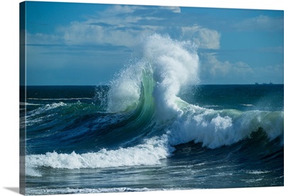 Waves in the Pacific Ocean at dusk, San Pedro, Los Angeles, California