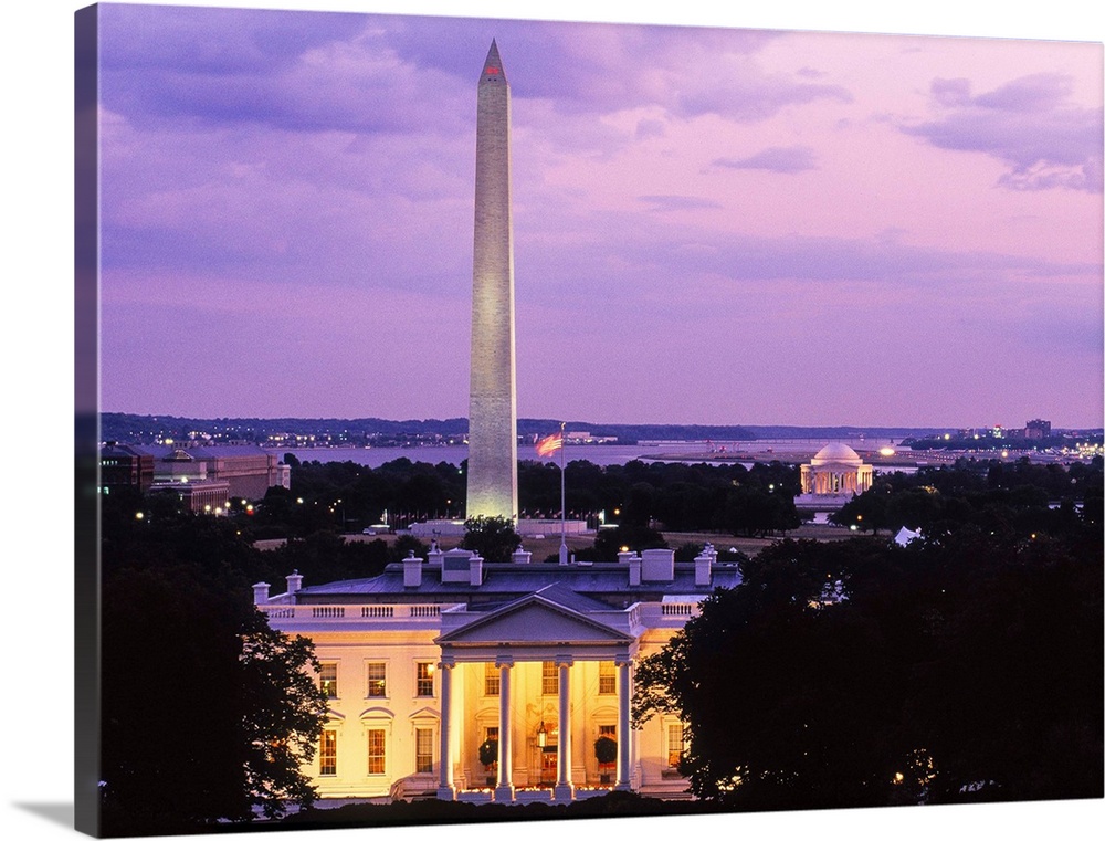 White House at dusk, Washington Monument, Washington DC, USA