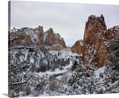 Winter snow at Smith Rock State Park, Crooked River, Terrebonne, Oregon