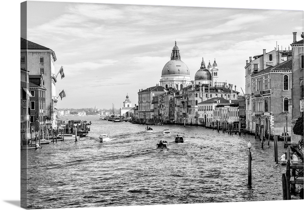 This new photography collection taken in Venice captures the timeless and mystical essence of this iconic city, such as th...