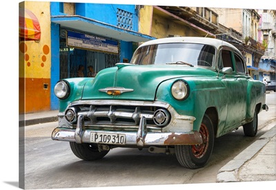 Cuba Fuerte Collection - Green Classic Car