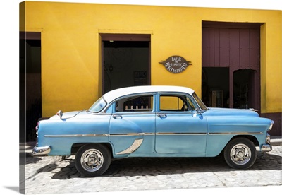 Cuba Fuerte Collection - Retro Blue Car