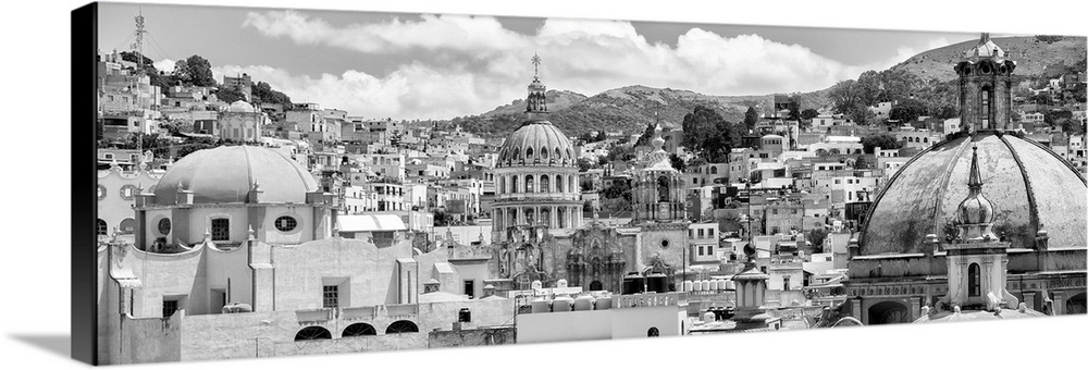Black and white panoramic photograph of a cityscape in Guanajuato, Mexico. From the Viva Mexico Panoramic Collection.
