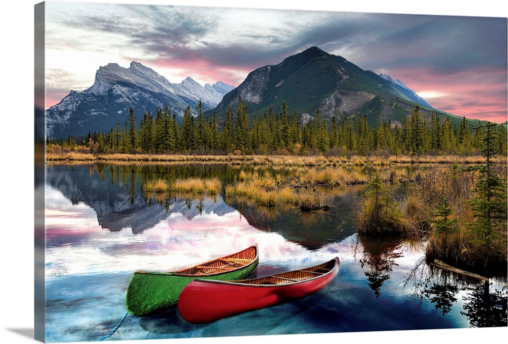 A view across Vermilion Lakes towards Mount Rundle and the town of Banff, Banff National Park, Alberta, Canada.
