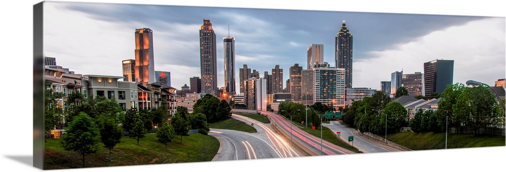 Panoramic photo of skyscrapers in the Atlanta, Georgia skyline in the late afternoon.