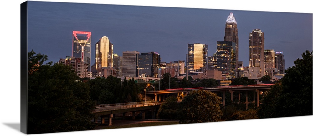 Horizontal image of the city of Charlotte, North Carolina at night.