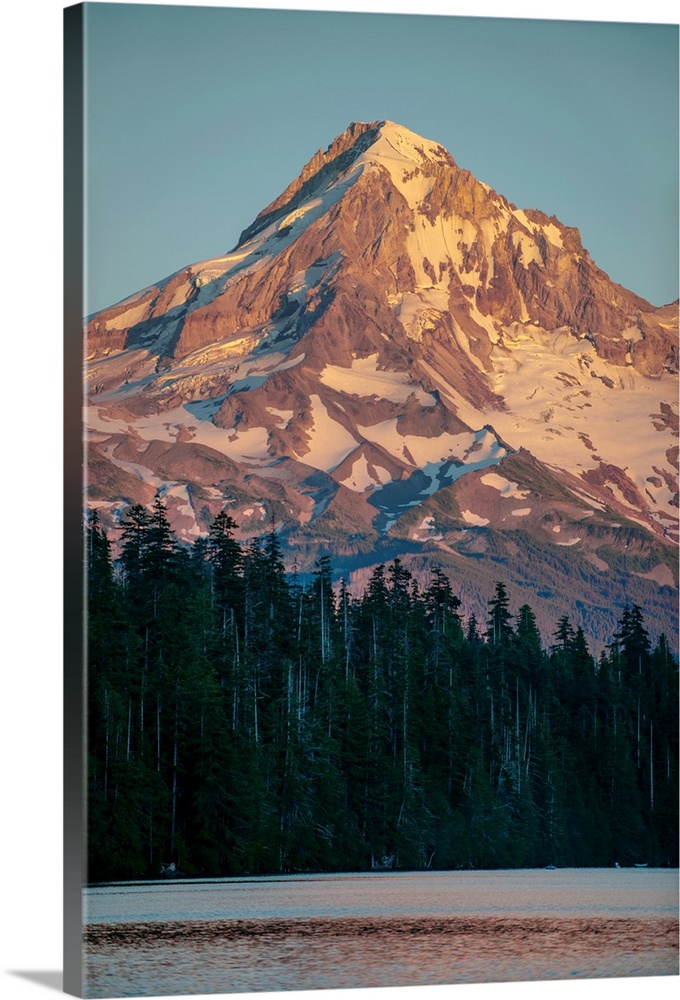 Close up view of Mount Hood's mountain peak in Portland, Oregon.
