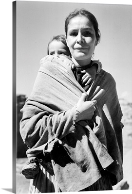 Navajo Woman And Child, Canyon De Chelle, Arizona