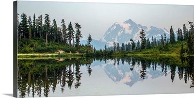 Picture Lake And Mount Shuksan, Mount Baker Wilderness, Washington