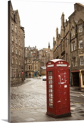 Red Telephone Booth in Edinburgh, Scotland, UK