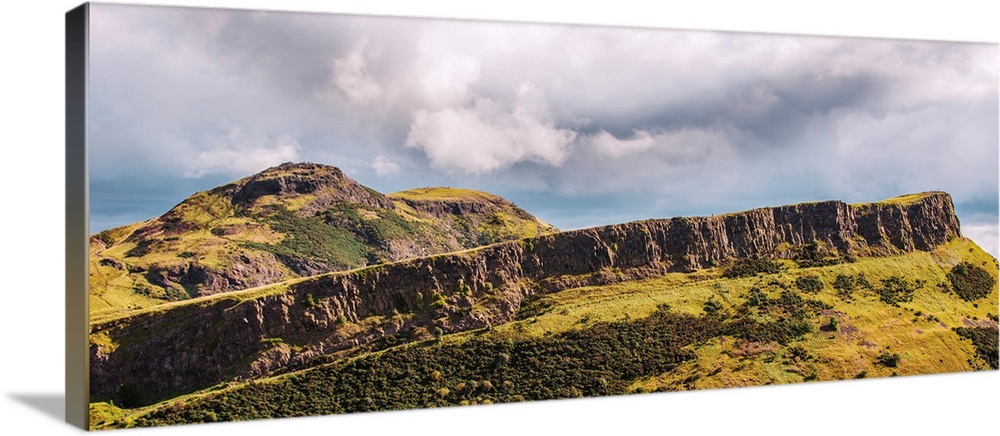 View of Salisbury Crags cliff at Arthur's Seat and Holyrood Park in Edinburgh, Scotland.