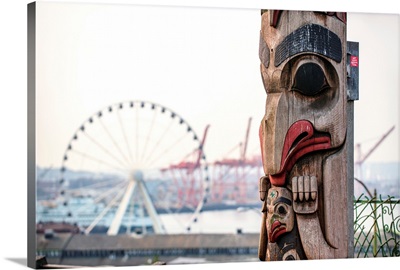 Victor Steinbrueck Park Totem Pole And Seattle Great Wheel, Seattle, Washington
