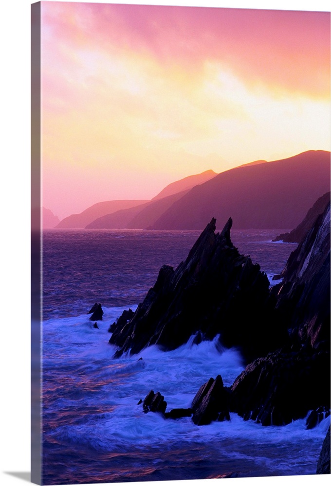 Atlantic Coast on Dingle Peninsula, County Kerry, Ireland