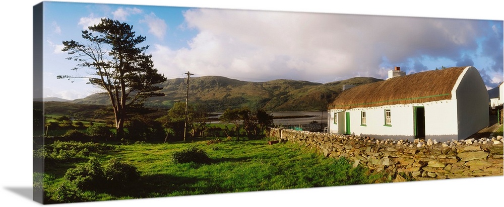 Traditional Cottage, Near Lough Rus Point, Ardara, Co Donegal, Ireland