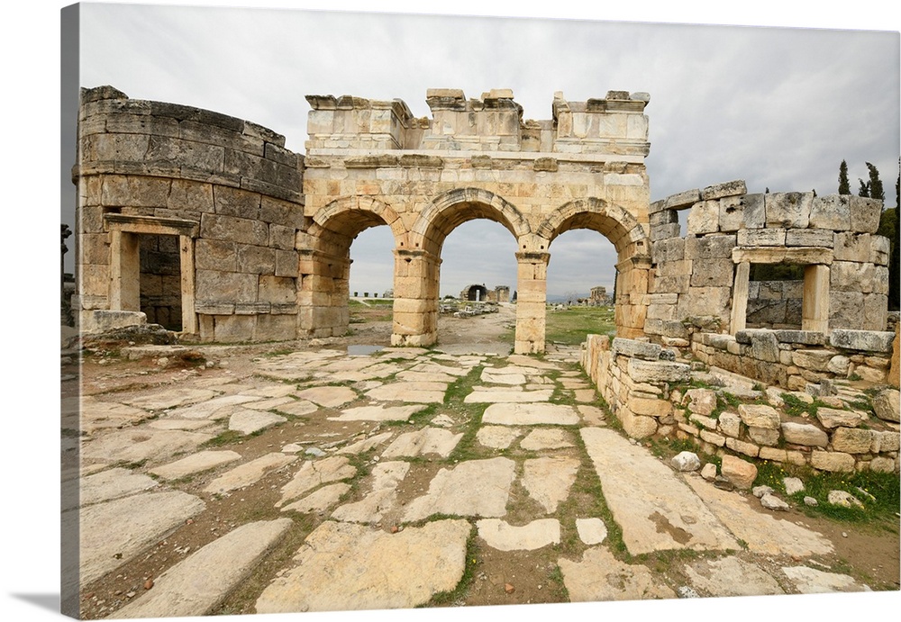 Ancient City of Hierapolis, Pamukkale, UNESCO World Heritage Site, Anatolia, Turkey, Asia Minor, Asia